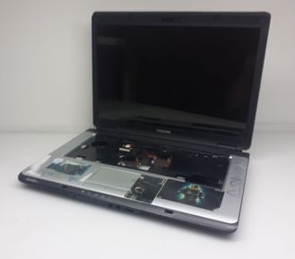 Неисправный ноутбук Toshiba Satellite PVO L300-14P (нет ОЗУ,СЗУ,HDD,нет мат.платы, АКБ,привода ) (комиссионный товар)