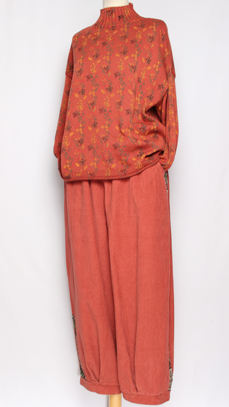 Брюки Бохо вельветовые "Гобелен" коралл,черные р.50-54