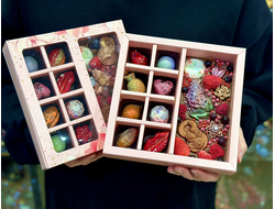Корпусные конфеты 8шт ручной работы из бельгийского шоколада и шоколадная плитка Бежевая