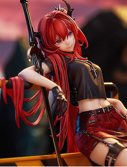 Фигурка 1/7 Сурт (Surtr Liberte/Echec VER.)