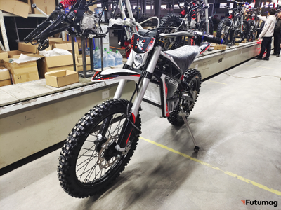 ЭлектроМОТОЦИКЛ WHITE SIBERIA BELLUGA 6000W