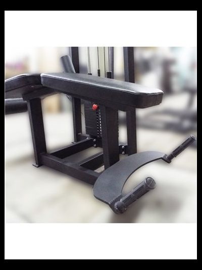 Сгибание ног лежа 100 кг AV214/80