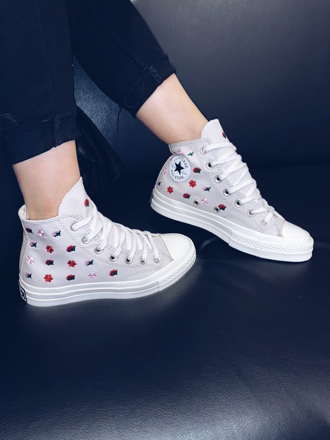 Converse Chuck Taylor 70 Floral Embroidery