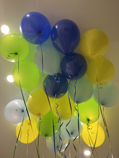 Шары голубой, синий, жёлтый, зелёный 20 штук под потолок