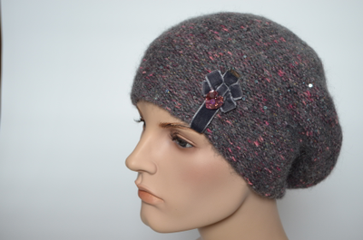 Vizio Италия 6926 берет с украшением серый с розовым женский фото