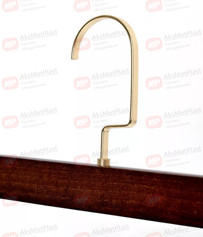 T88BR Вешалка деревянная красное дерево с зажимами и крючком золото L=320 мм