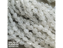 Горный хрусталь сердечки 9,8х5 мм, цена за нить 19 см