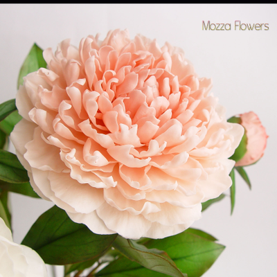 Букет пионов из полимерной глины.