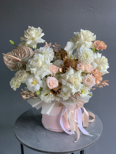 Букет в коробке "Белое золото"