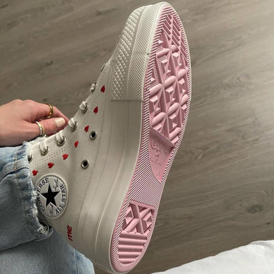 Converse Chuck Taylor 70 Love Me