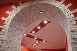 Облицовка арок угловой плиткой