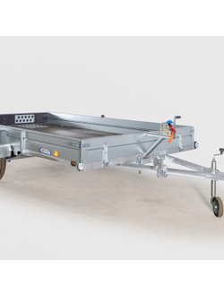 Прицеп ЛАВ -81012B с пластиковой крышкой