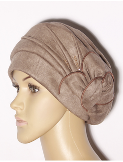 Екатеринбург. Шапка женская велюровая "Лепестки стразы"11431 бежевая, серая, синяя, пудра