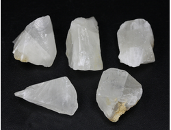 Кальцит, кристалл /фрагмент кристалла в ассортименте, Россия, КЧР, Усть-Джегутинский район (15-20 мм, 2,5-3,5 г) №27050