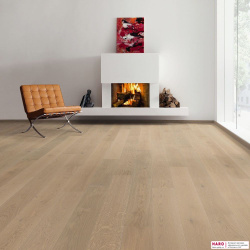 Декор паркетной доски Haro Дуб Песочно-Серый Маркант браш 1-пол, масло 538943 в интерьерах комнаты