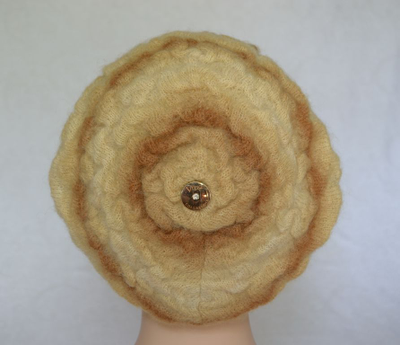 Берет Vizio 7014 B светло - коричневый