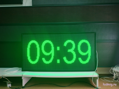 Уличные часы-[88:88]-t-690х1330мм