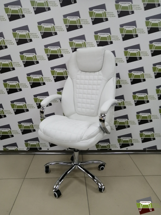 Офисное кресло для руководителей DOBRIN CHESTER, цвет белый