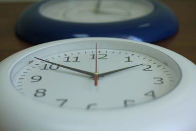 Настенные часы 30см Белые