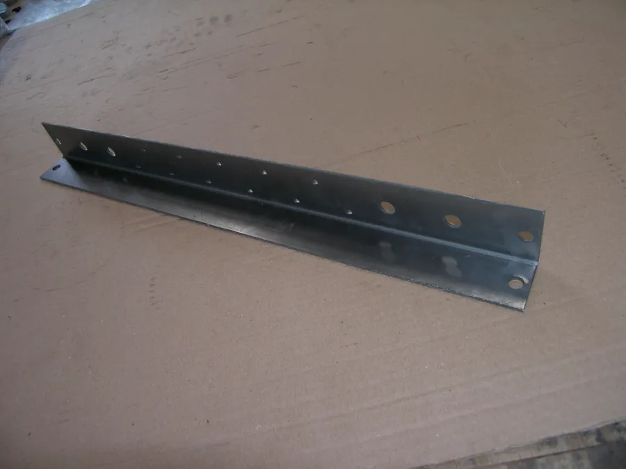 Кронштейн угловой