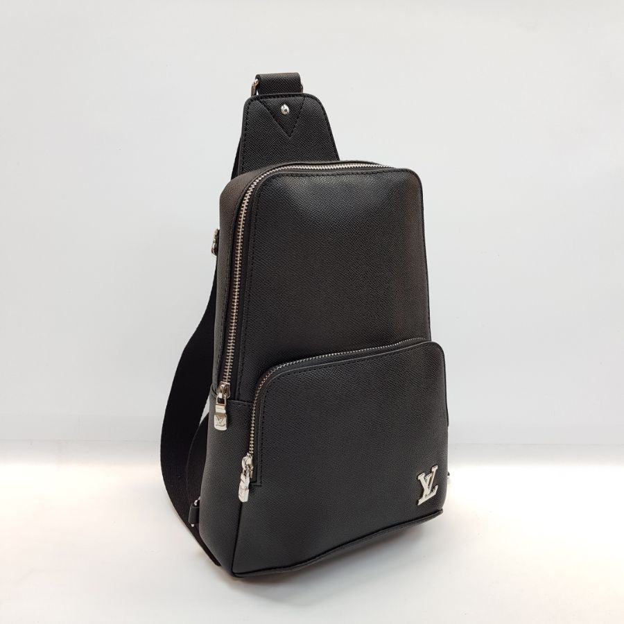 Louis Vuitton LV Avenue Sling Bag in Taiga Leather M30443