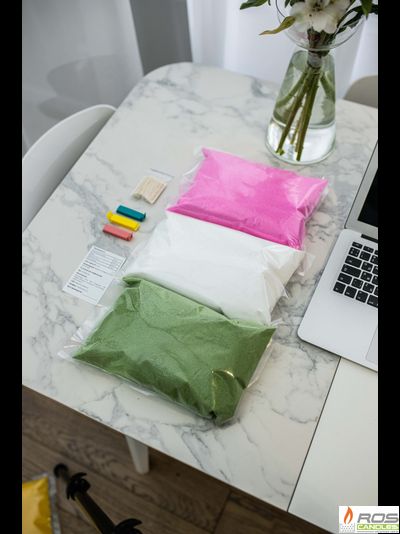 Набор цветных свечей: розовые "Розовый" - 1кг; зеленые "Зелёный" - 1кг; белые "Бизнес" - 1кг