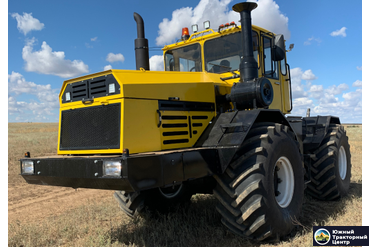 Альбом фотографий трактора Кровец К-701