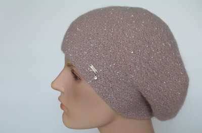 Розовый берет с мелкими пайетками Vizio Италия 6997