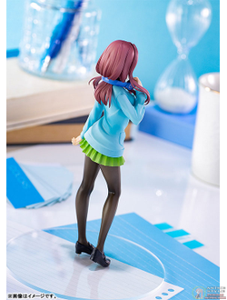 Фигурка Мику Накано (Miku Nakano Pop Up Parade)