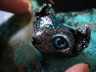 "Подлунный барсокосм", брошь с космическим котом