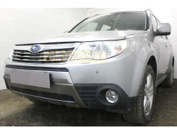 Защита радиатора Subaru Forester  III 2008-2011 black середина PREMIUM