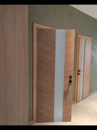 PORTE RICHI (Беларусь). ПРАКТИКА, МОДЕЛЬ К41, НАТУРАЛЬНЫЙ ШПОН ДУБА (БРАШ КОЛОР), ТОН 12/СТЕКЛО МАТОВОЕ