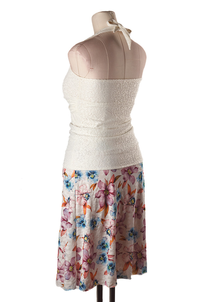 Юбка трапеция с разрезом и кружевом