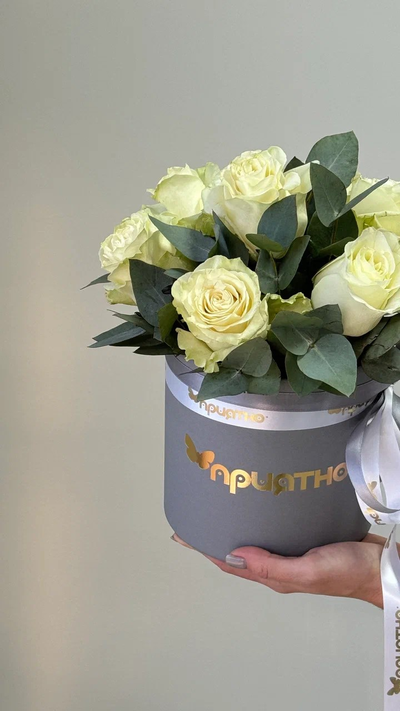 Цветочная композиция цветов на 8 марта № 738