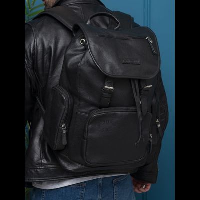 Кожаный рюкзак Vetralla black (арт. 3101-01)