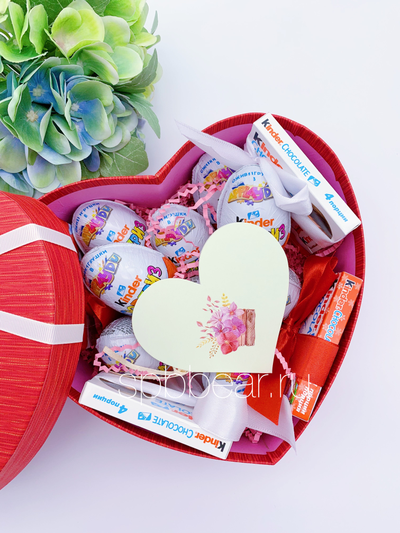 Подарочная коробка большое сердце красное