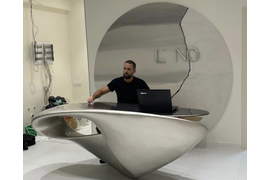 стойка ресепшен из стеклопластика