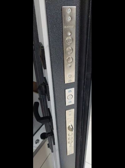 1200*2050. ВИЛЛАДЖ  115 мм. СТАЛЬ 1,5 мм. ГРАФИТ БУКЛЕ/ МРАМОР НАТУРАЛЬНЫЙ/ КОВКА ВНУТРИ СТЕКЛОПАКЕТА