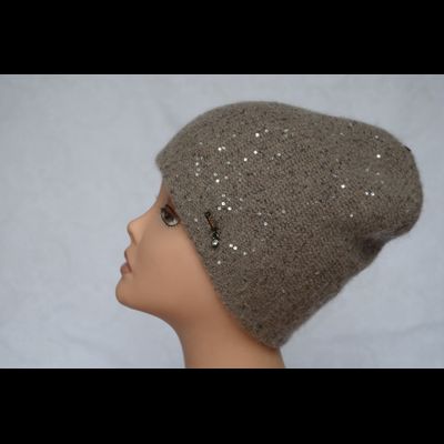 Шапка вязаная зимняя орехового цвета для женщин Vizio 6735 фото