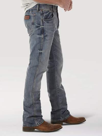 Джинсы 77MWZ Wrangler® Retro® Bootcut узкий крой