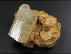 Топаз, сросток кристаллов, Россия, Забайкальский край (26*22*22 мм, 17,6 г) №36061