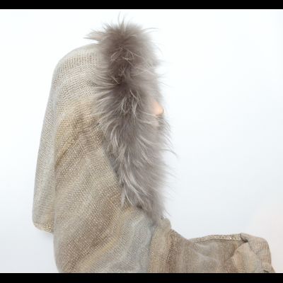 Женский палантин Vizio Италия 5616 с мехом бежевый