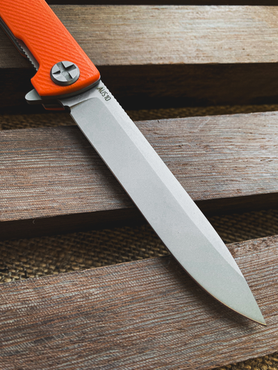 Складной нож Single EVO. Клинок ДОЛ, сталь AUS10, рукоять G10, цвет оранжевый