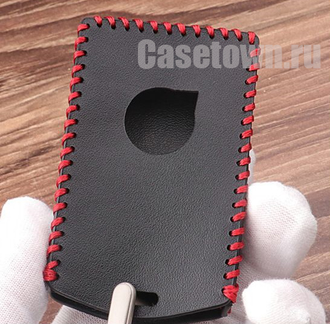 Чёрный чехол для ключа вольво хс90 (Classic красная нить)