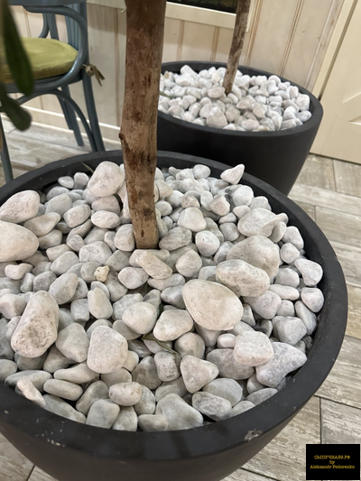 белая галька мраморная