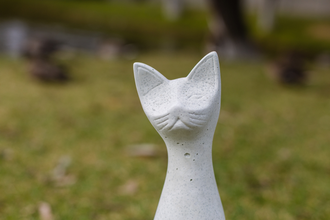 Кошка из бетона h43