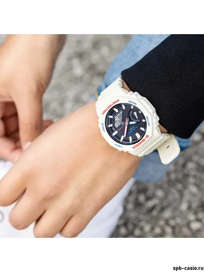 Часы Casio G-Shock GMA-S2100WT-7A1