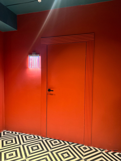 Дверь невидимка 40 мм скрытого монтажа CARDA INVISIBLE с кромкой хром