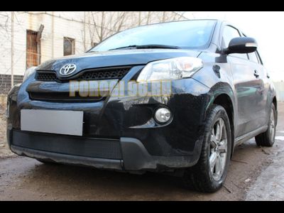 Защита радиатора Toyota Urban Cruiser 2009- black верх