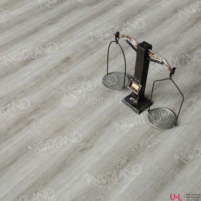 SPC ламинат Norland NeoWood Femund 2001-4 AC5 класс толщина 8.0 мм с фаской замковый 1.6738 м2